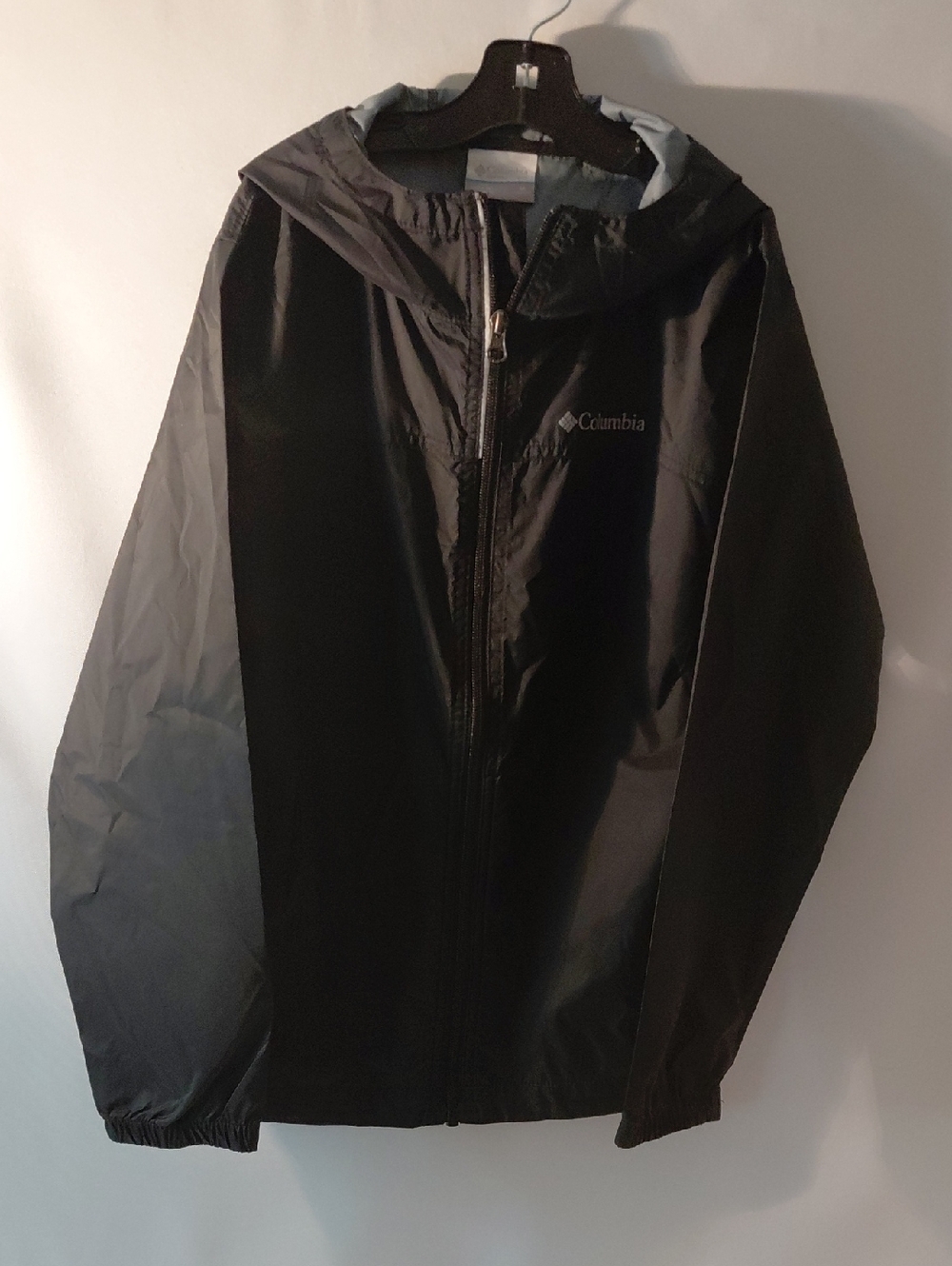 Columbia Kids Size 10/12 Black Hooded Rain Shell Jacket Zip Up.